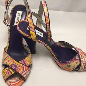 Steve Madden peep toe
